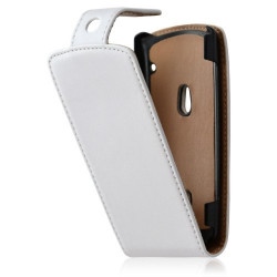 Housse étui coque pour Sony Ericsson Xperia Kyno couleur blanc + film écran